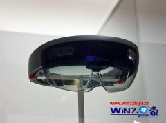 ѻ԰΢Ԥƺܿ췢׸HoloLenswin10sdK׼?